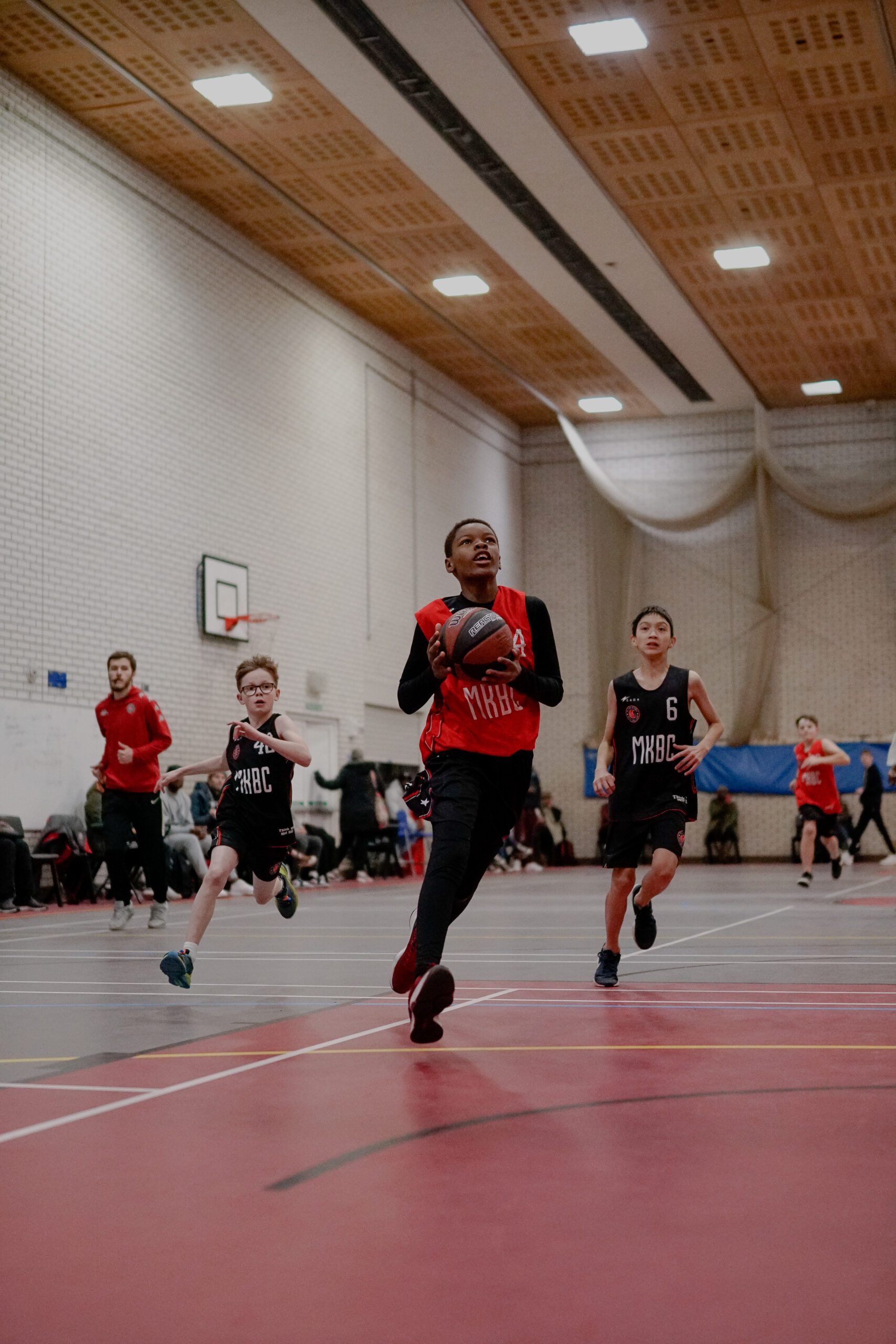 Leighton Buzzard Basketball Sessions MK Breakers Basketball Club